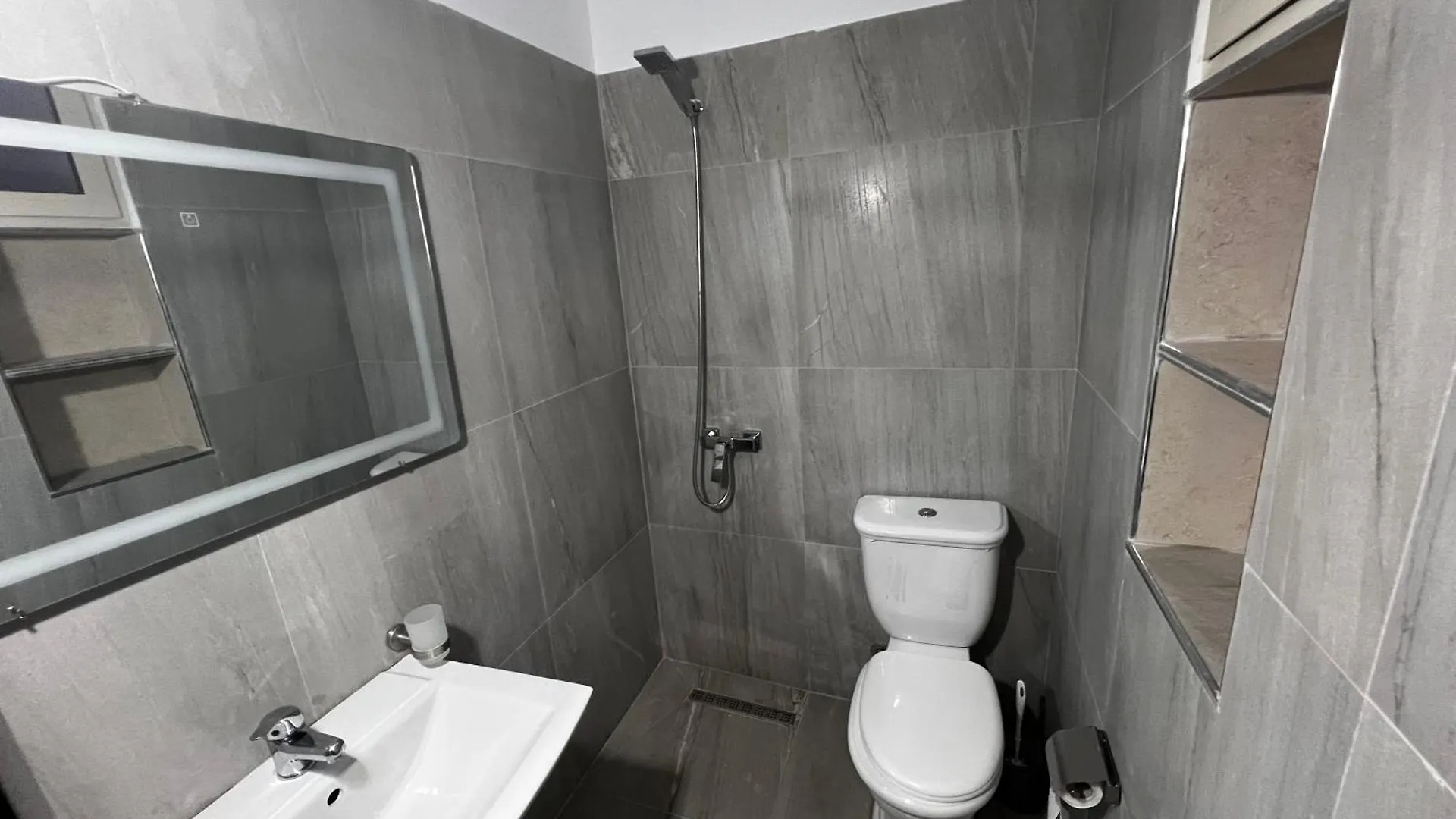 Vila Roel Vlorë